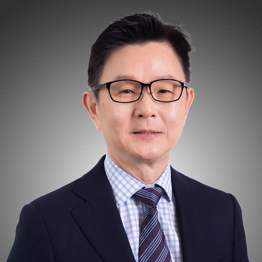 Mr Albert Chan