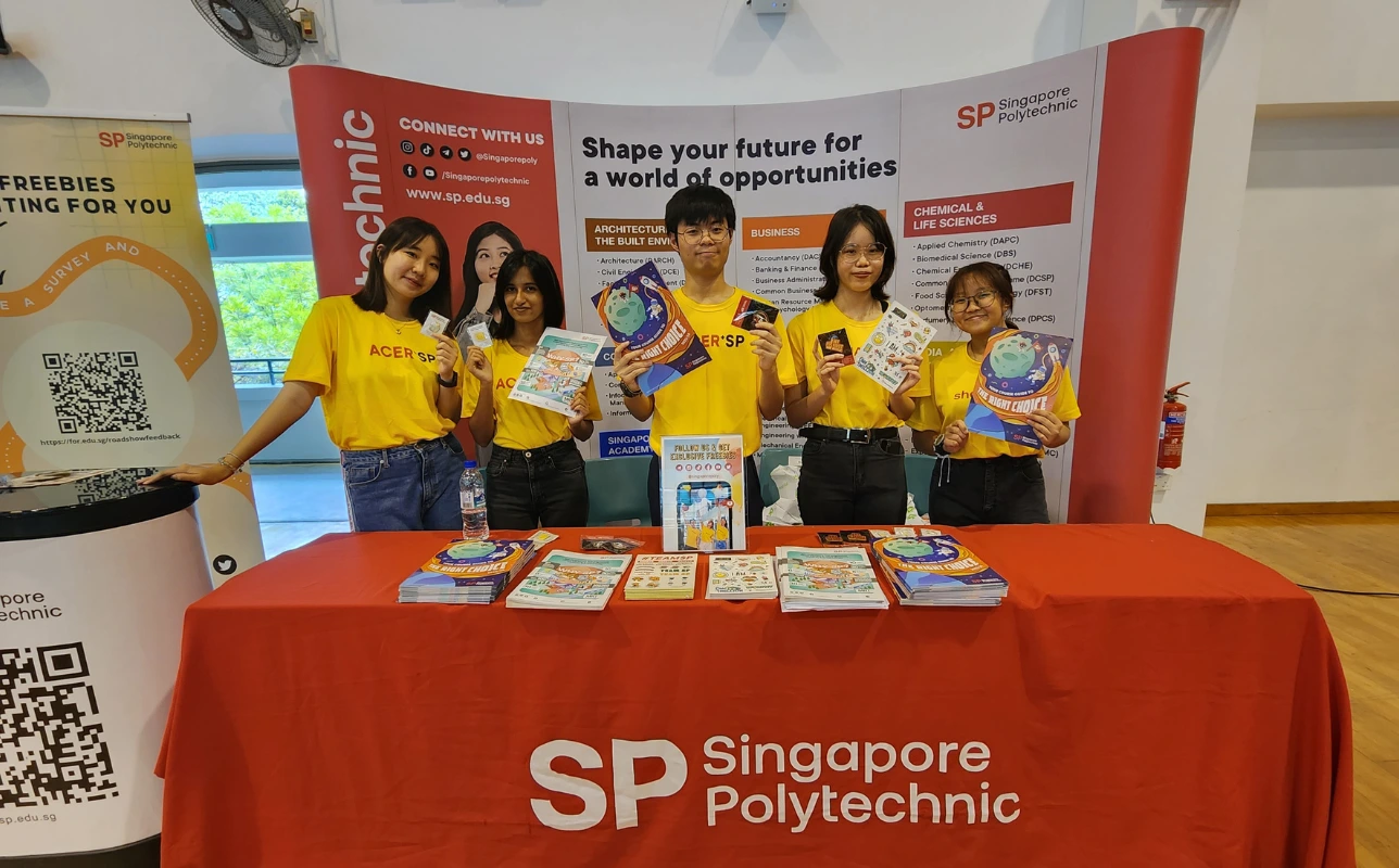 SP students at school roadshow