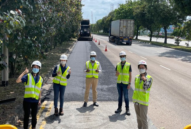 Plastic road