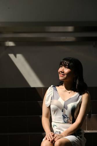 Kimberly profile shot