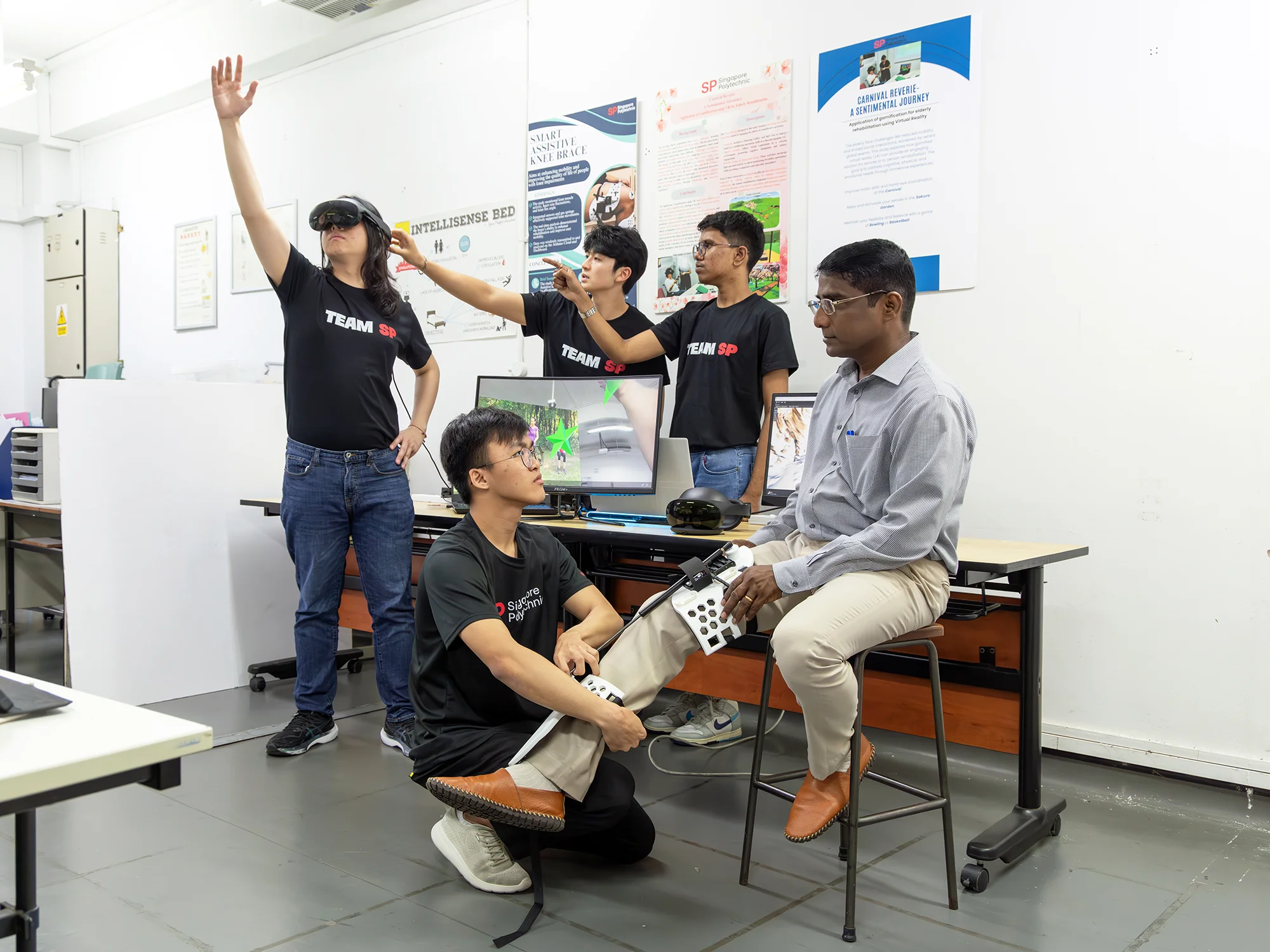 Elderly rehabilitation virtualised and designed by students.